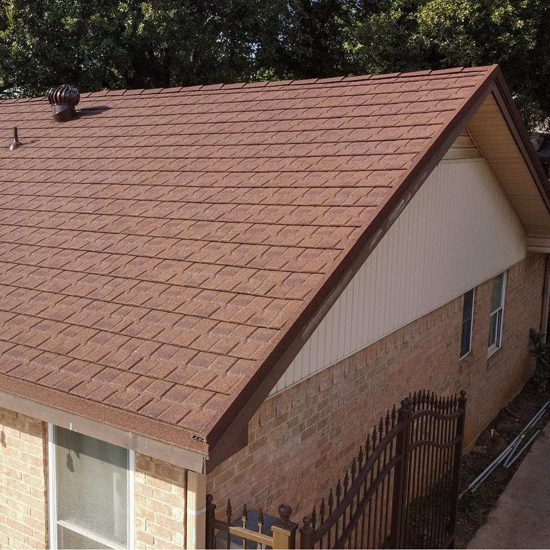 Stormetal stone-coated steel shingle roof
